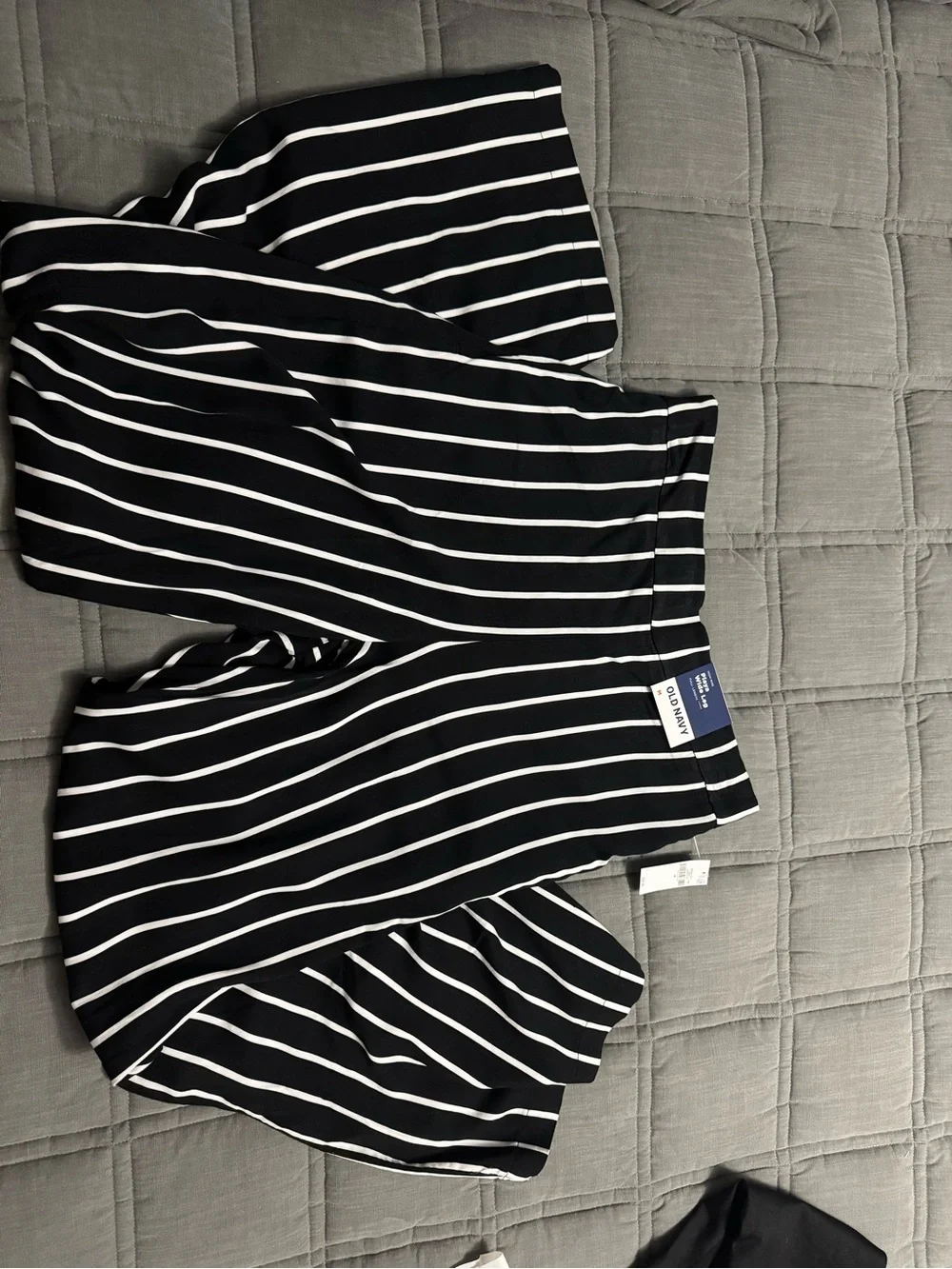 Old Navy Black and White Vertical Stripe Pull-On Pants